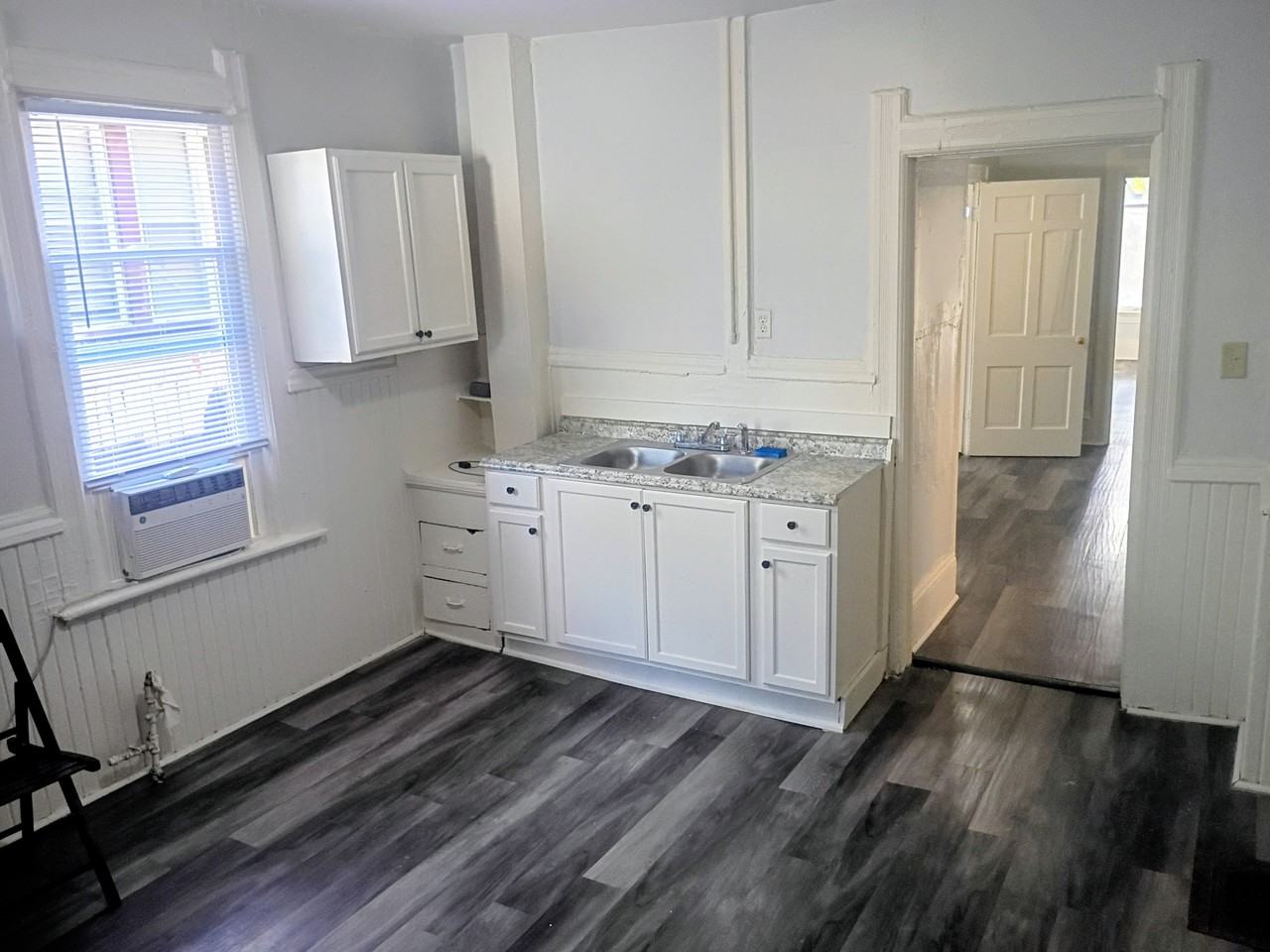 2431 N 20th St - Photo 2 of 20