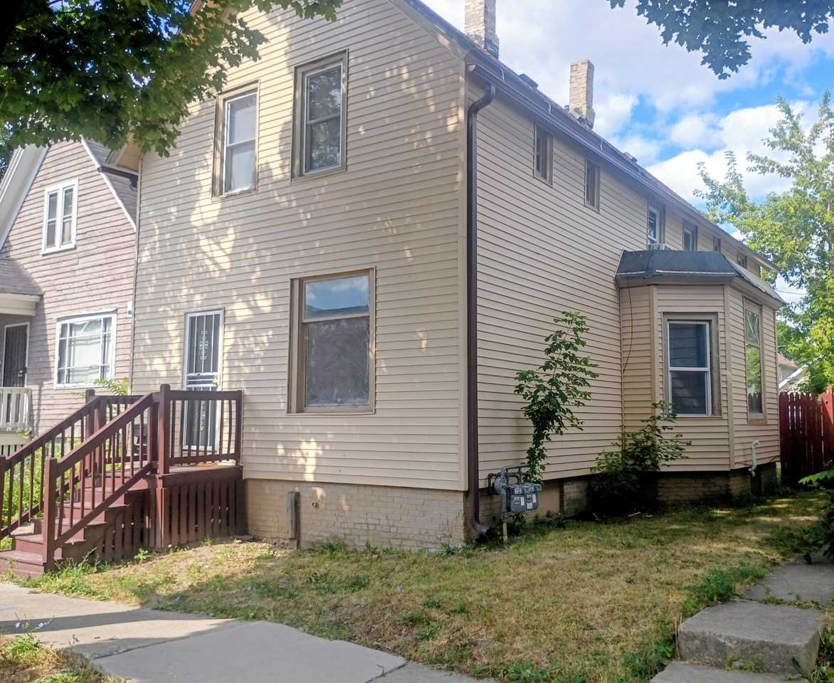 2431 N 20th St - Photo 5 of 20