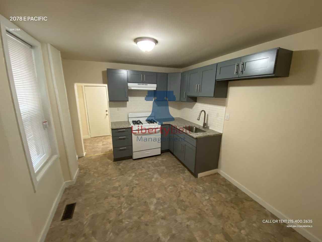2078 E Pacific St - Photo 4 of 15