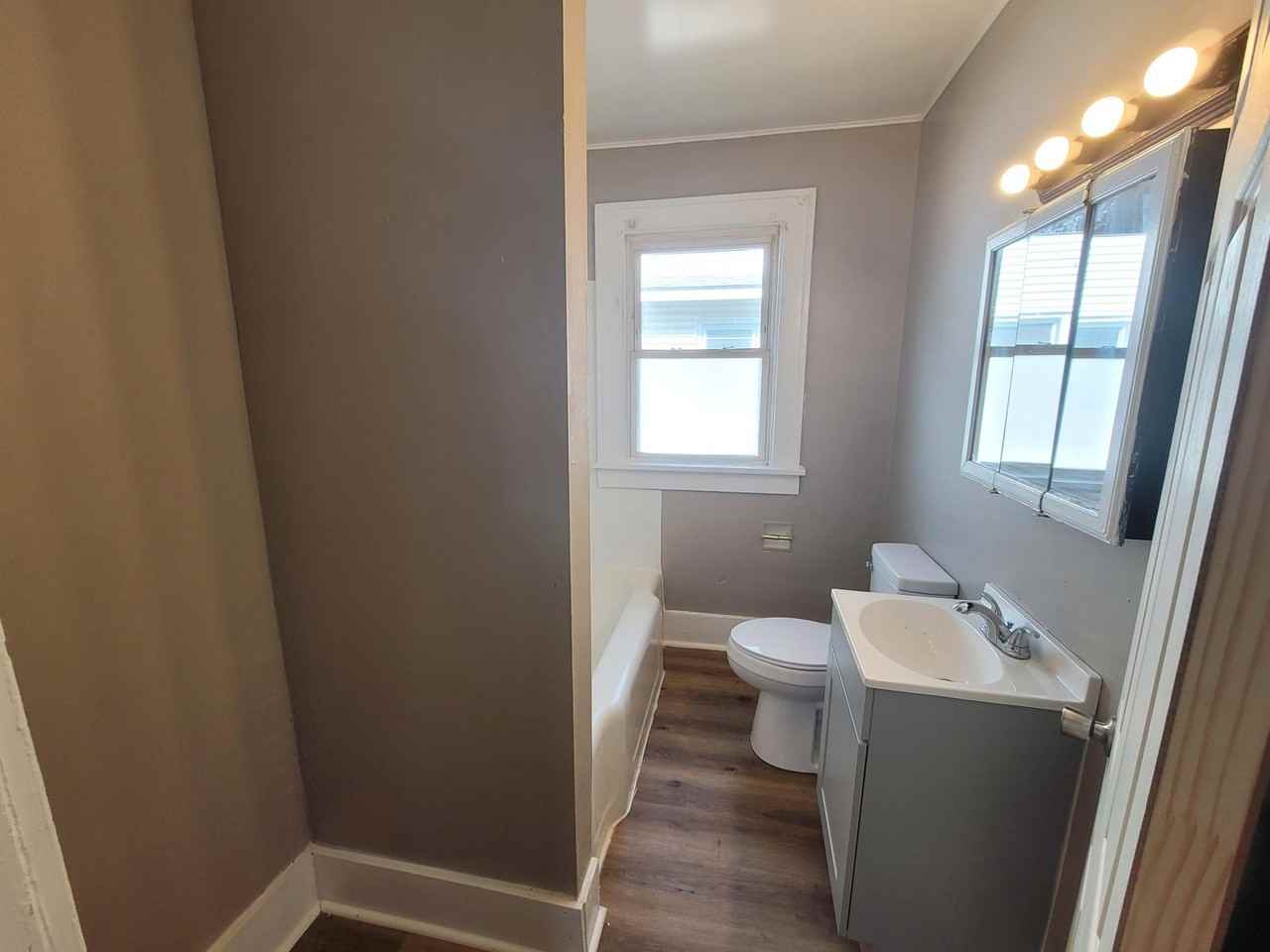407 E Archer Ave #SFH - Photo 7 of 13