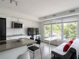 1175 Dovercourt Rd #4 - Photo 1 of 1
