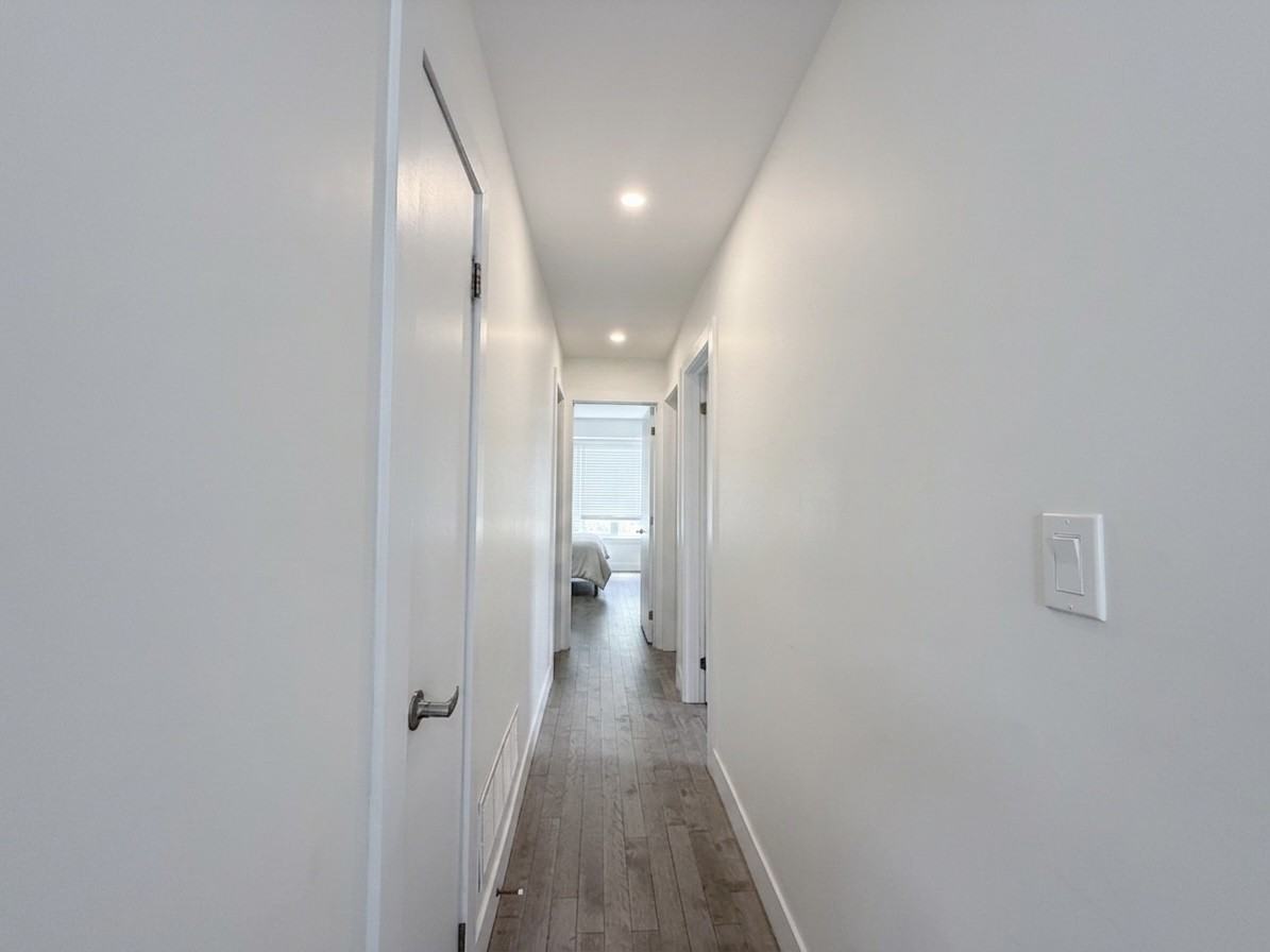 1175 Dovercourt Rd #4 - Photo 5 of 16