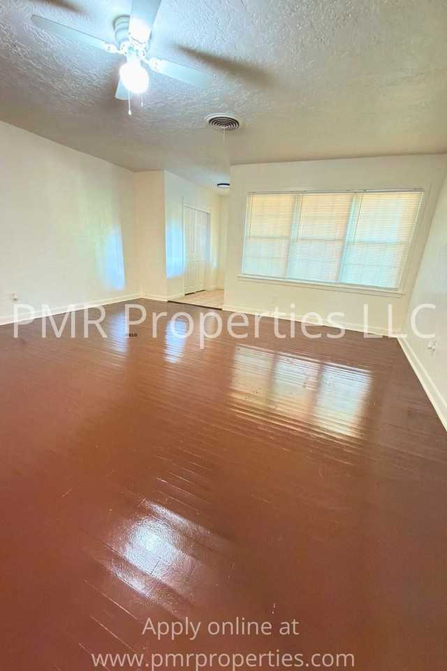 1708 Nw Pollard Ave - Photo 5 of 16