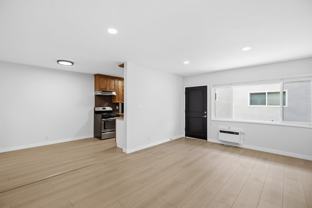 14616 Magnolia Blvd - Photo 1 of 1