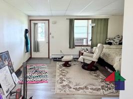 featured image of 111 Allen St