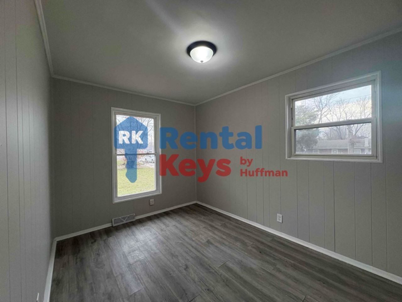 1506 Covert Ave - Photo 7 of 12
