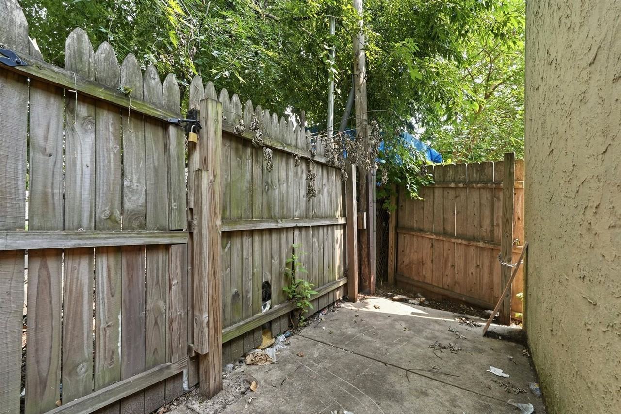 2846 Amber St - Photo 6 of 15