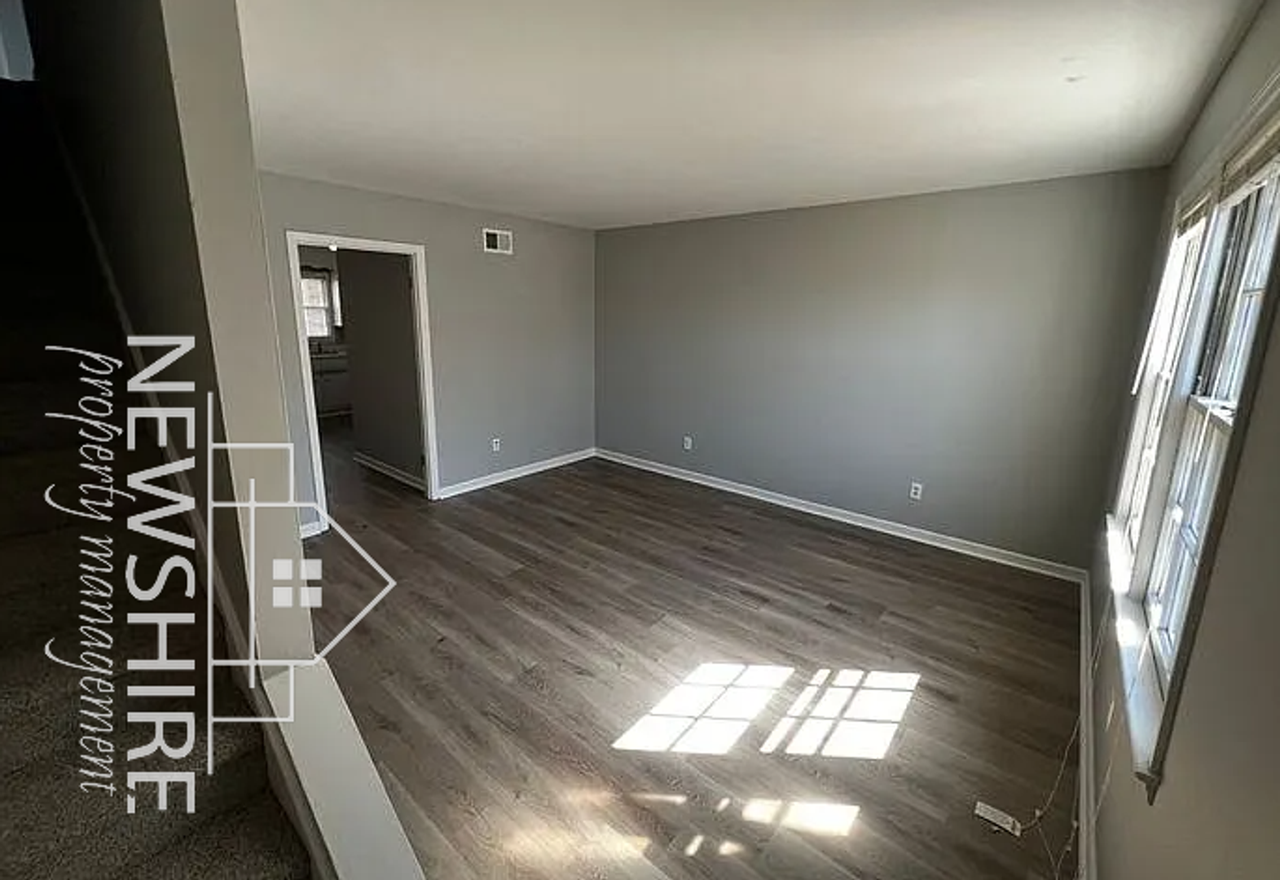 1 Hartsville Dr #15 - Photo 2 of 13