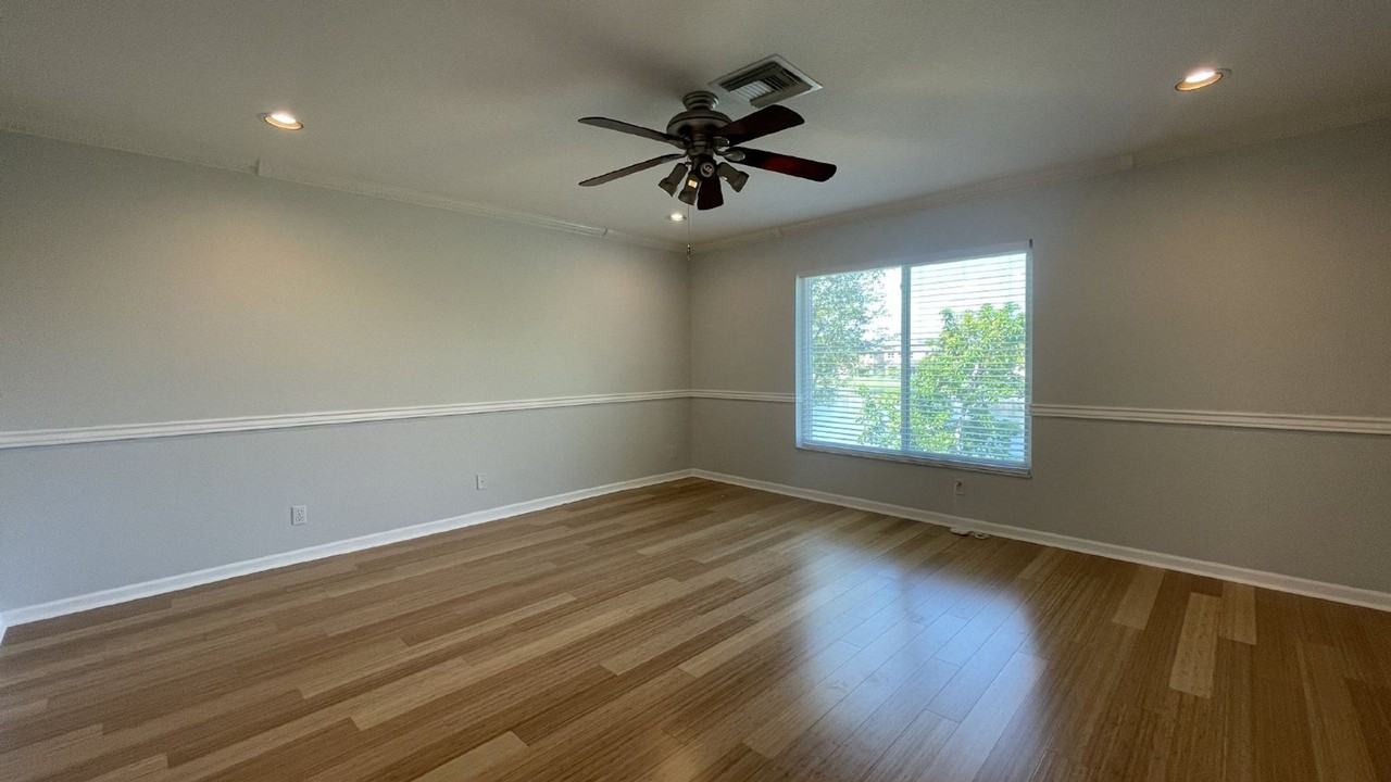 4857 Victoria Cir - Photo 3 of 45
