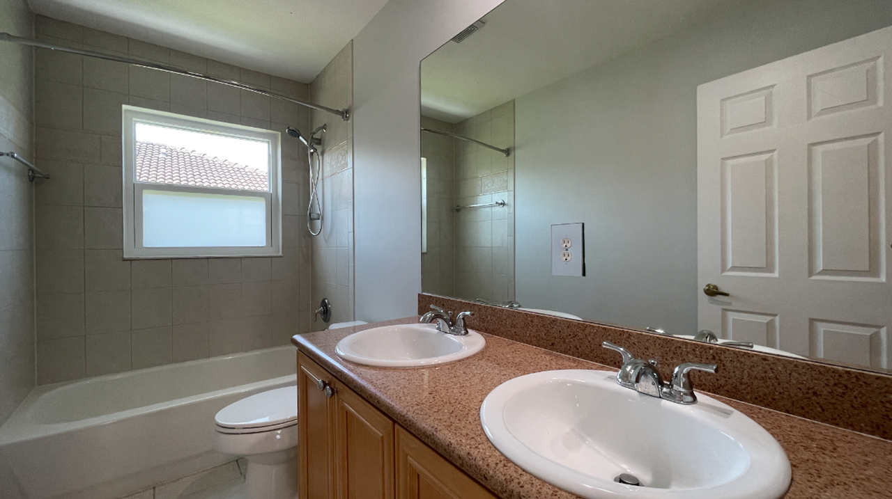 4857 Victoria Cir - Photo 6 of 45
