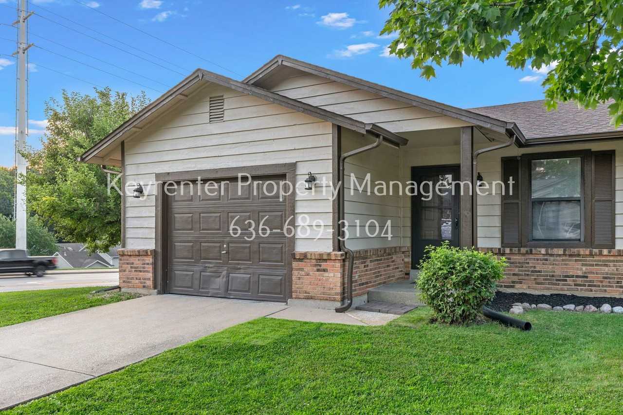 357 Della Dr - Photo 2 of 38