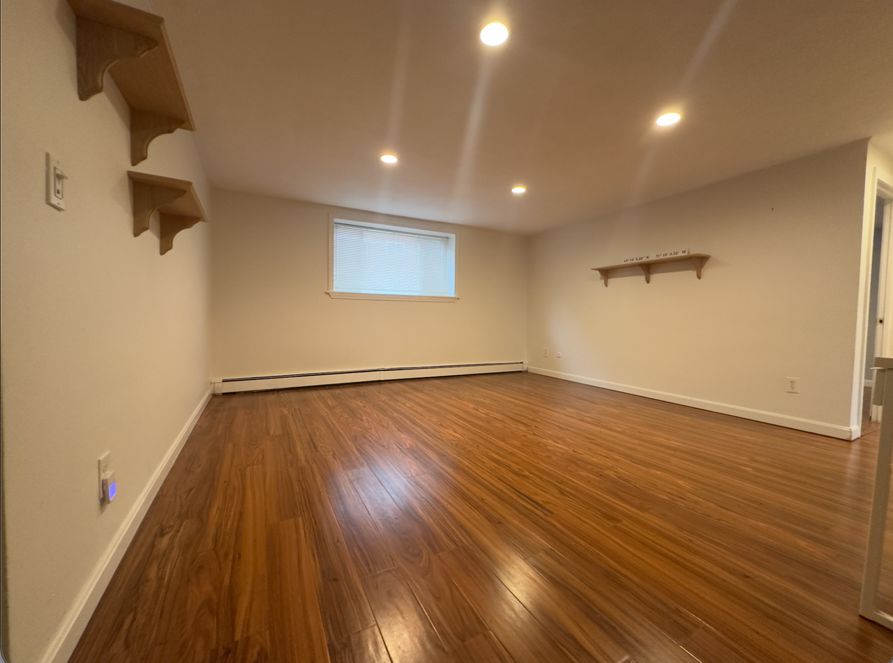 64 Bryon Rd - Photo 2 of 3