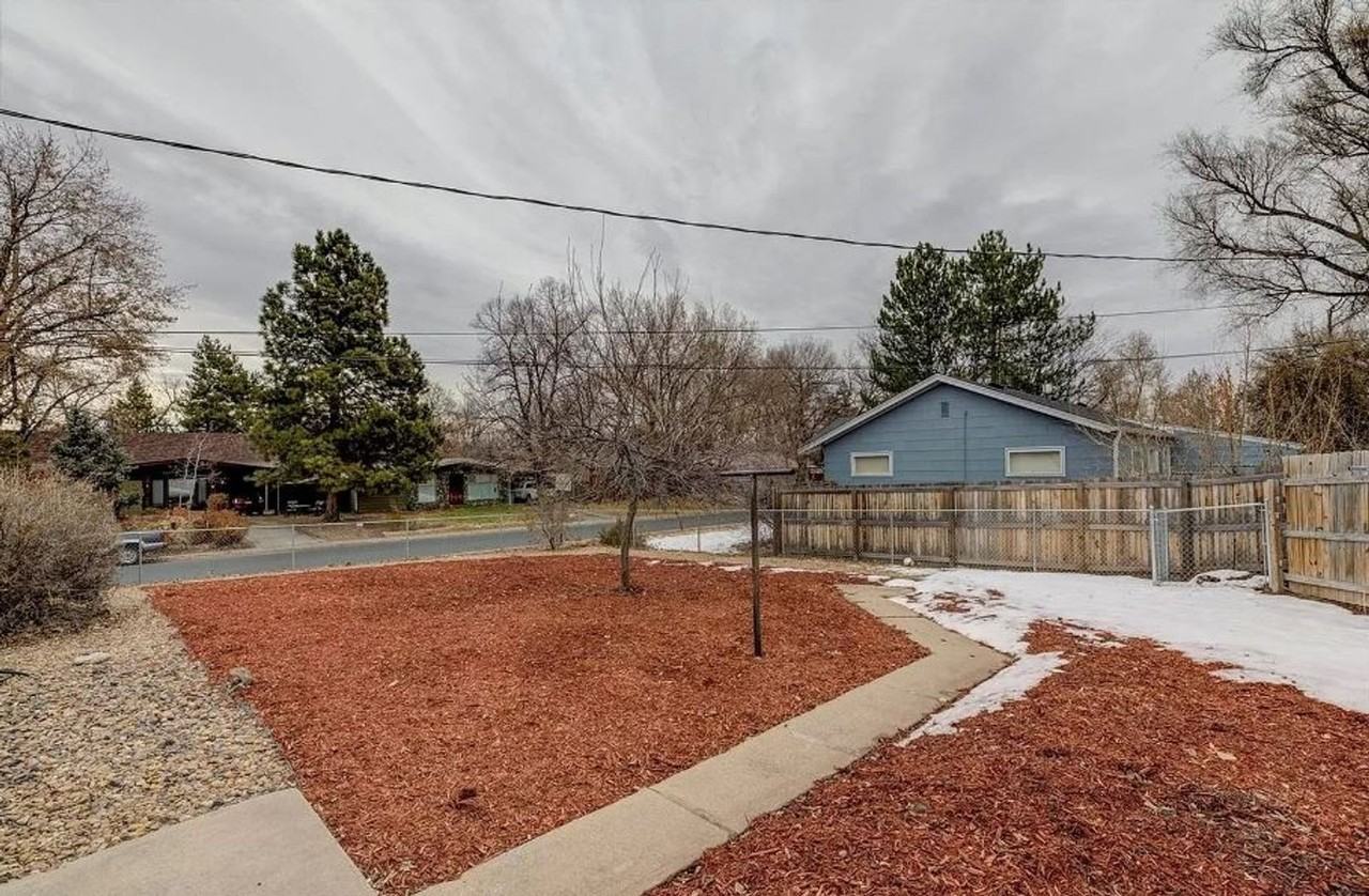 1170 S Holly St - Photo 4 of 17