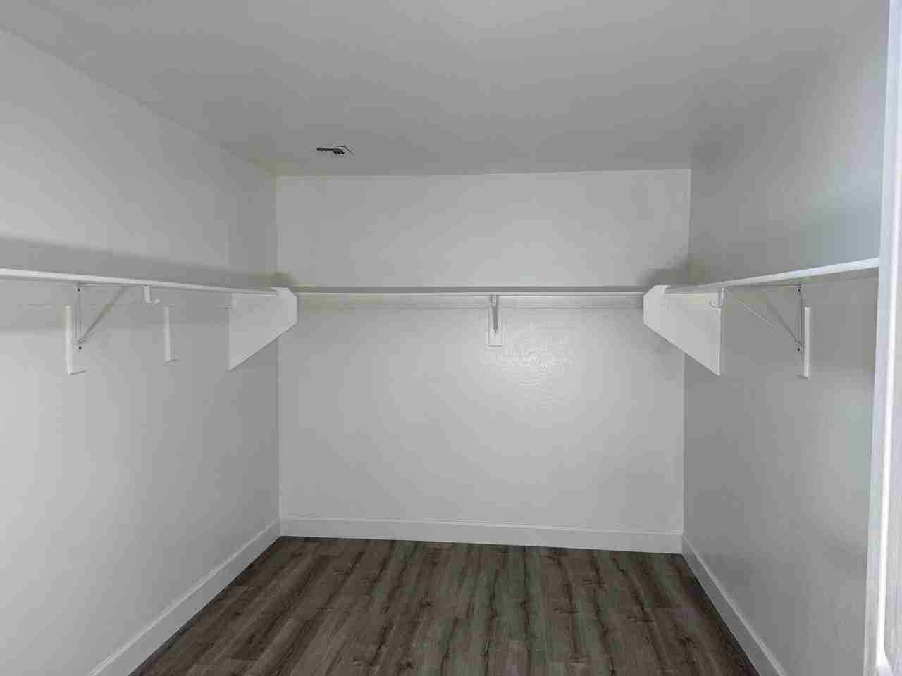 42502 W Somerset Dr - Photo 3 of 35
