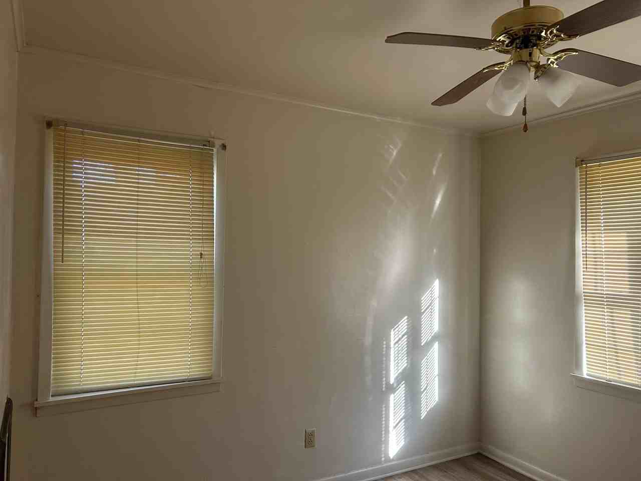 956 Ross Rd - Photo 6 of 34