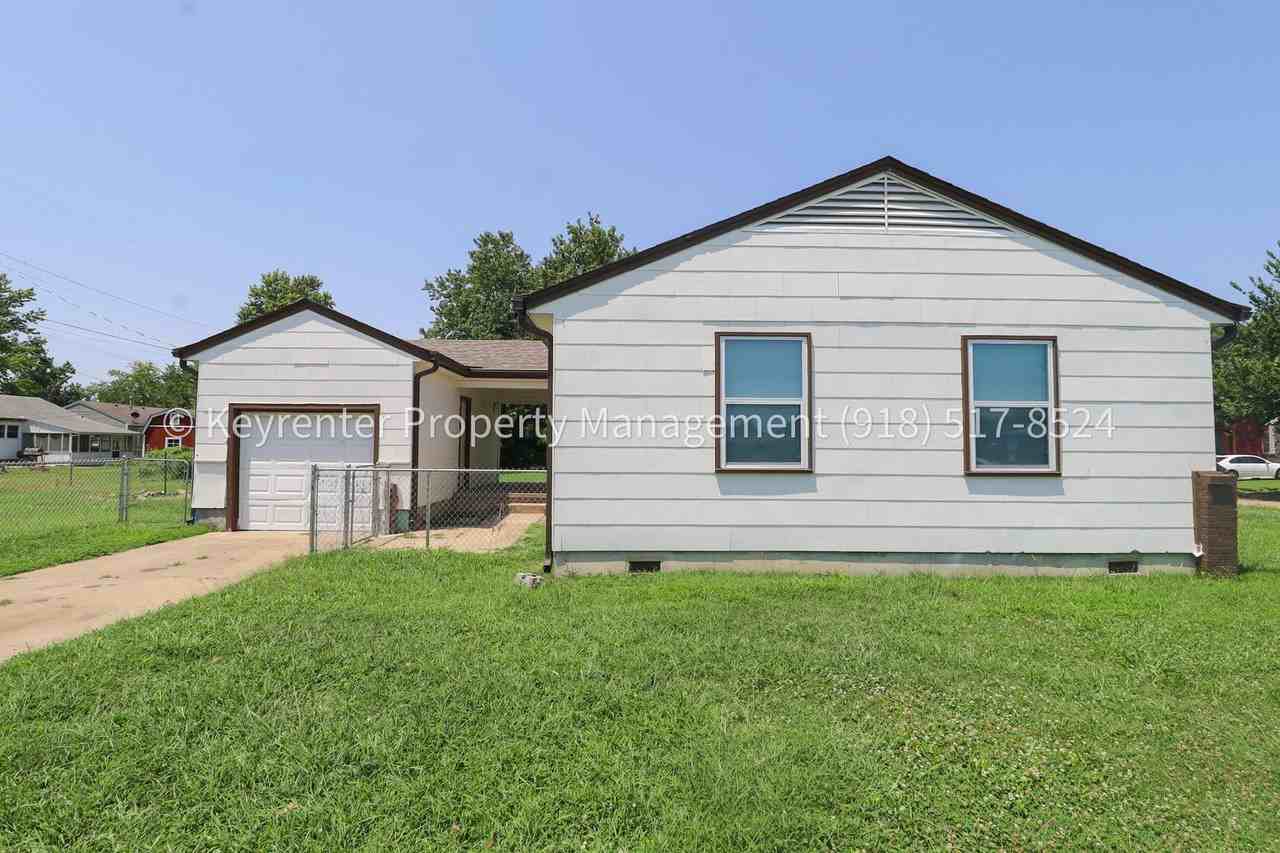 9344 E 3rd Pl - Photo 4 of 23
