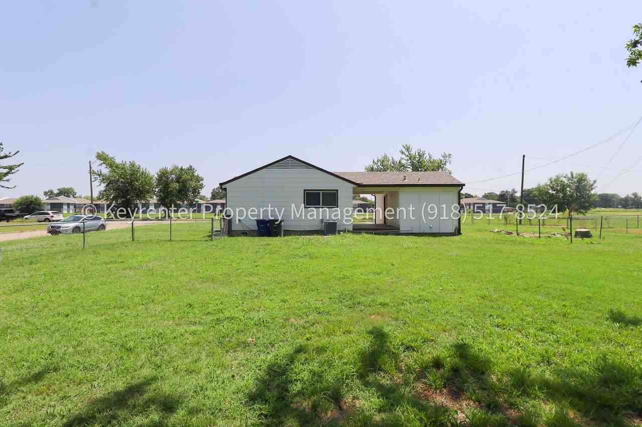 9344 E 3rd Pl - Photo 6 of 23