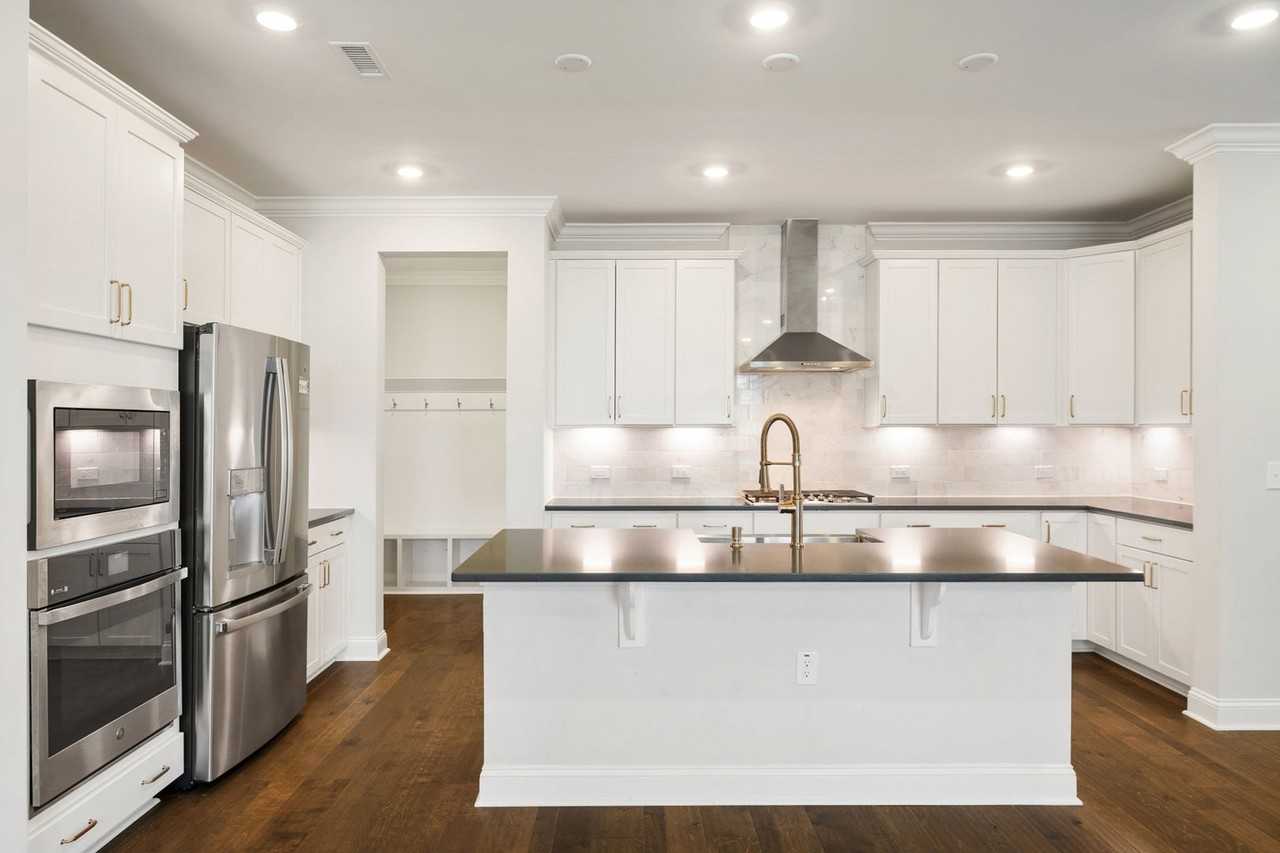 504 Spotted Fawn Ct - Photo 5 of 36