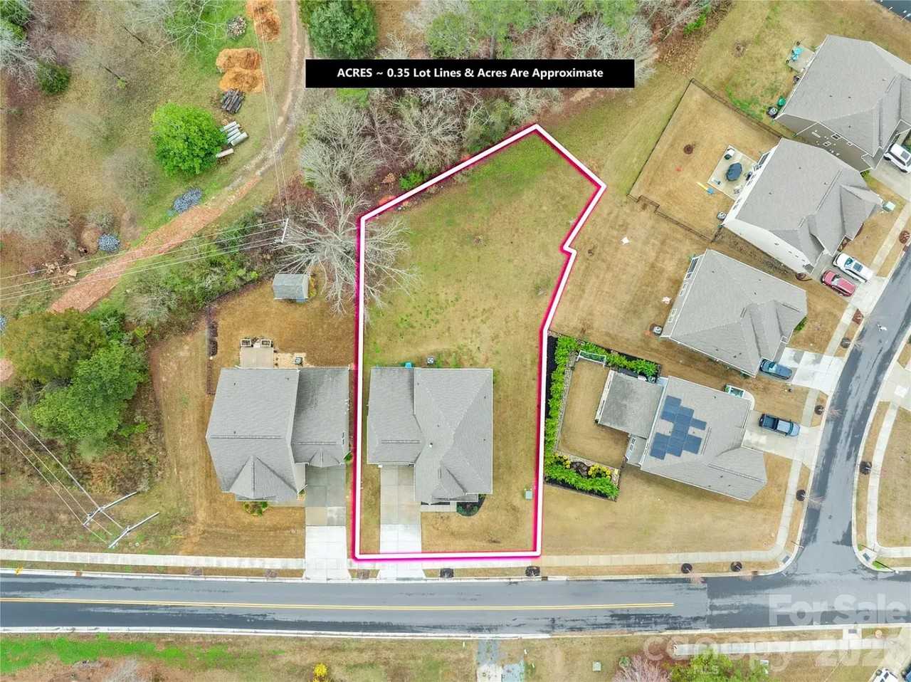 4300 Tory Path Rd - Photo 2 of 47