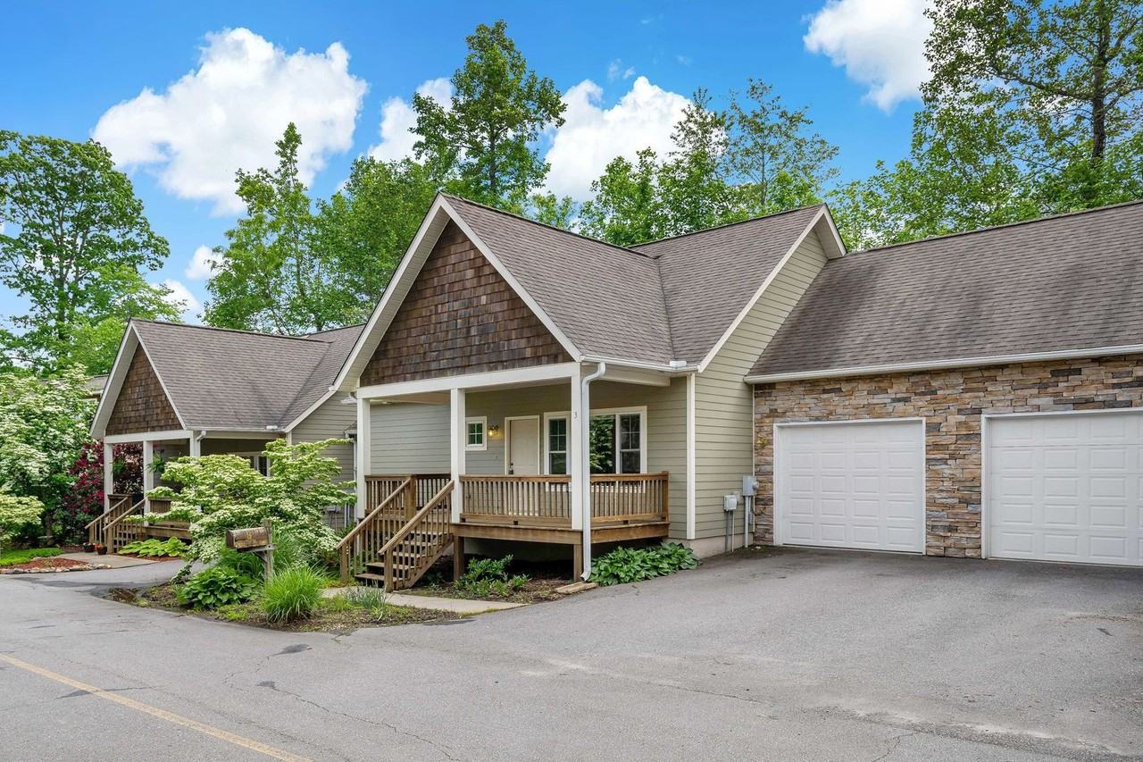 3 Teresa Way - Photo 2 of 41