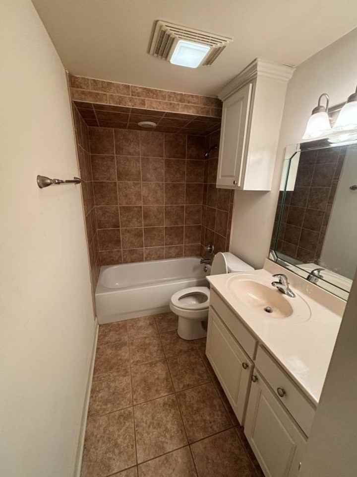 1290 Park Blvd - Photo 7 of 12