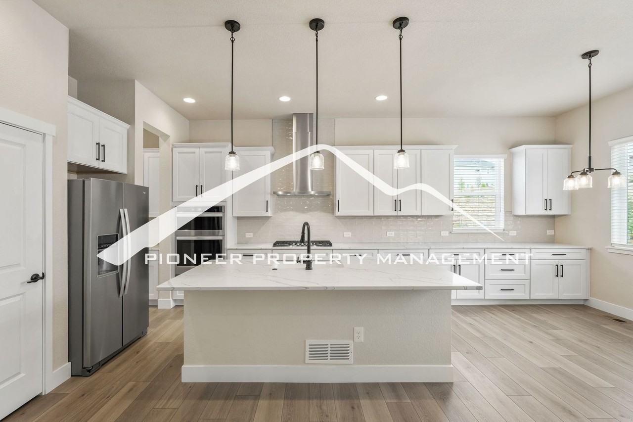 2398 Merlot Dr - Photo 6 of 30