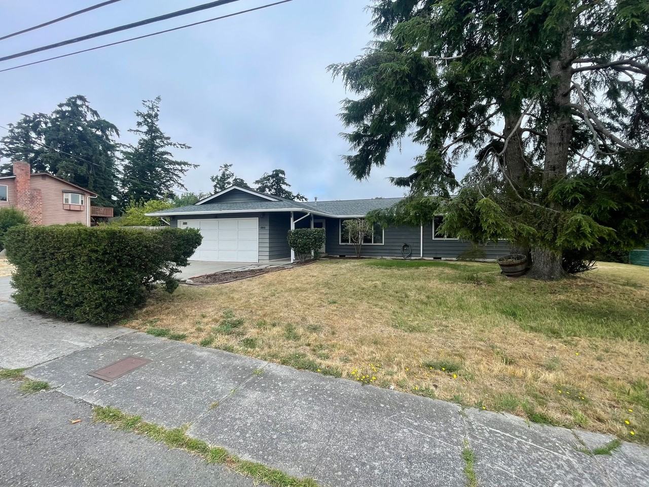 580 Sw 3rd Ave - Photo 3 of 15