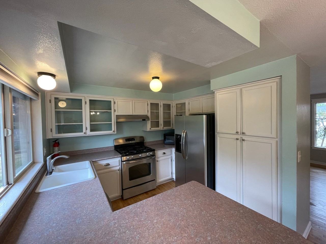 580 Sw 3rd Ave - Photo 6 of 15