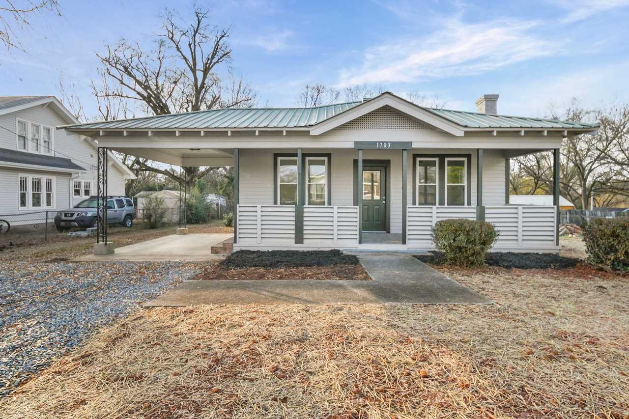 1703 Lowder St - Photo 2 of 34