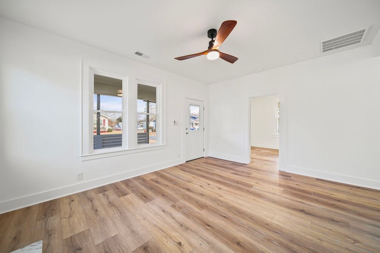 1703 Lowder St - Photo 6 of 34