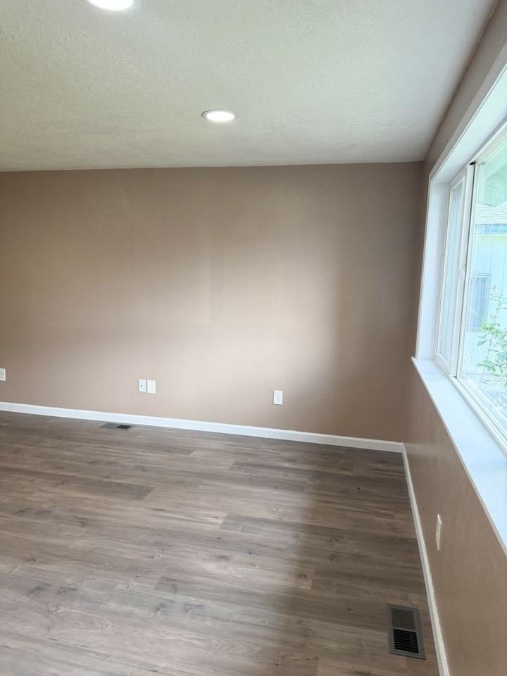 3850 Grenada Way - Photo 3 of 29