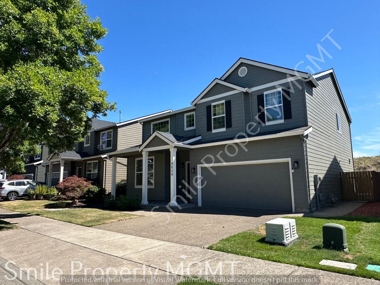 4524 Se Oakhurst St - Photo 2 of 36
