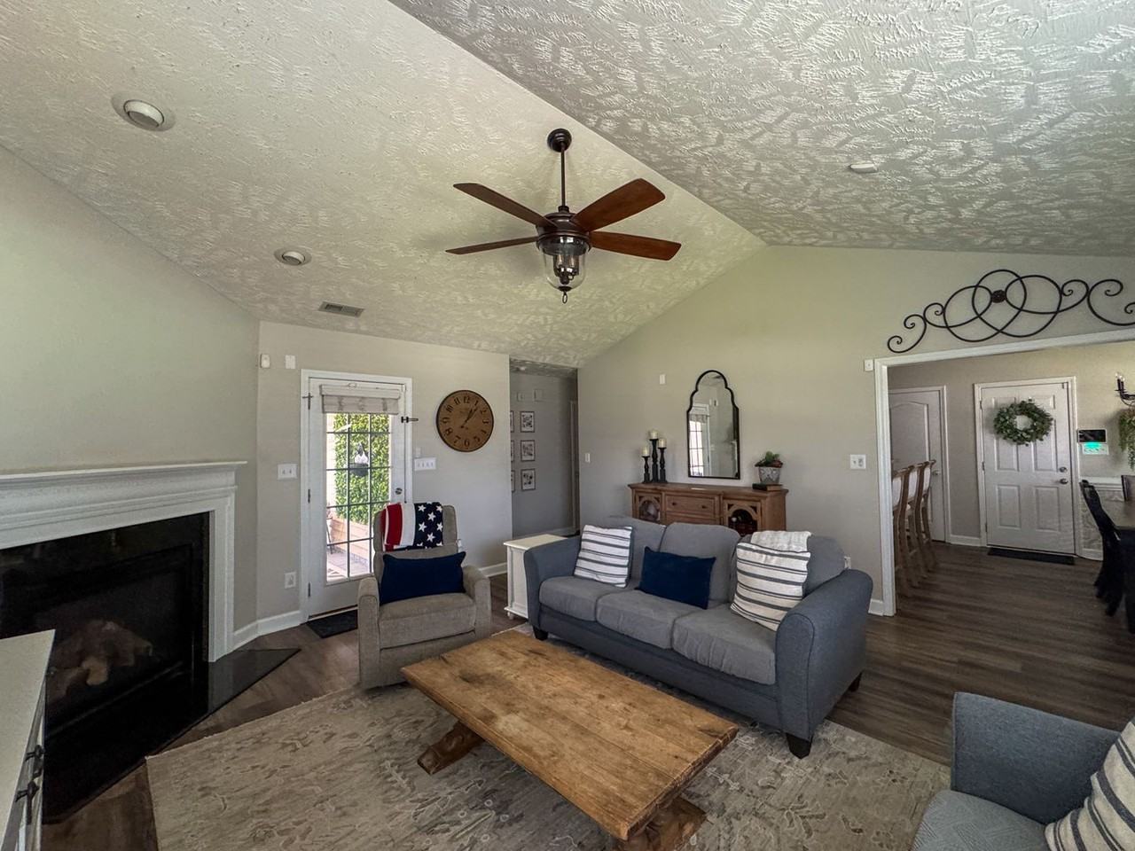 192 Ivy Stone Dr - Photo 4 of 39