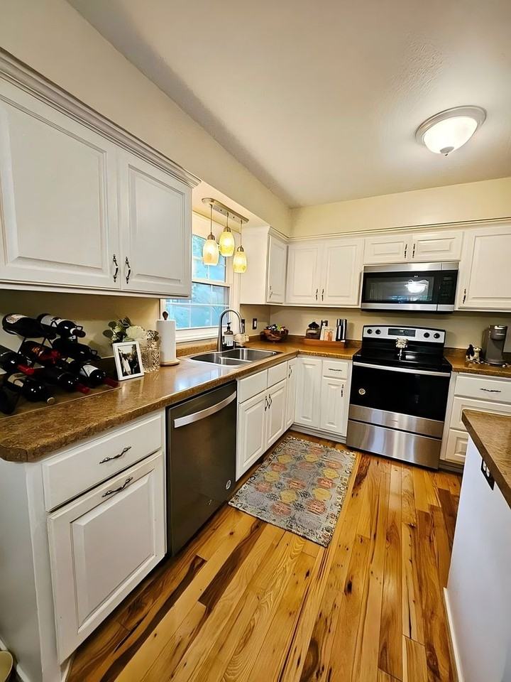5786 Lake Ave - Photo 5 of 34