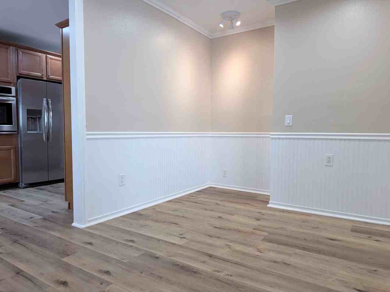 3082 Thurin Ave - Photo 6 of 25
