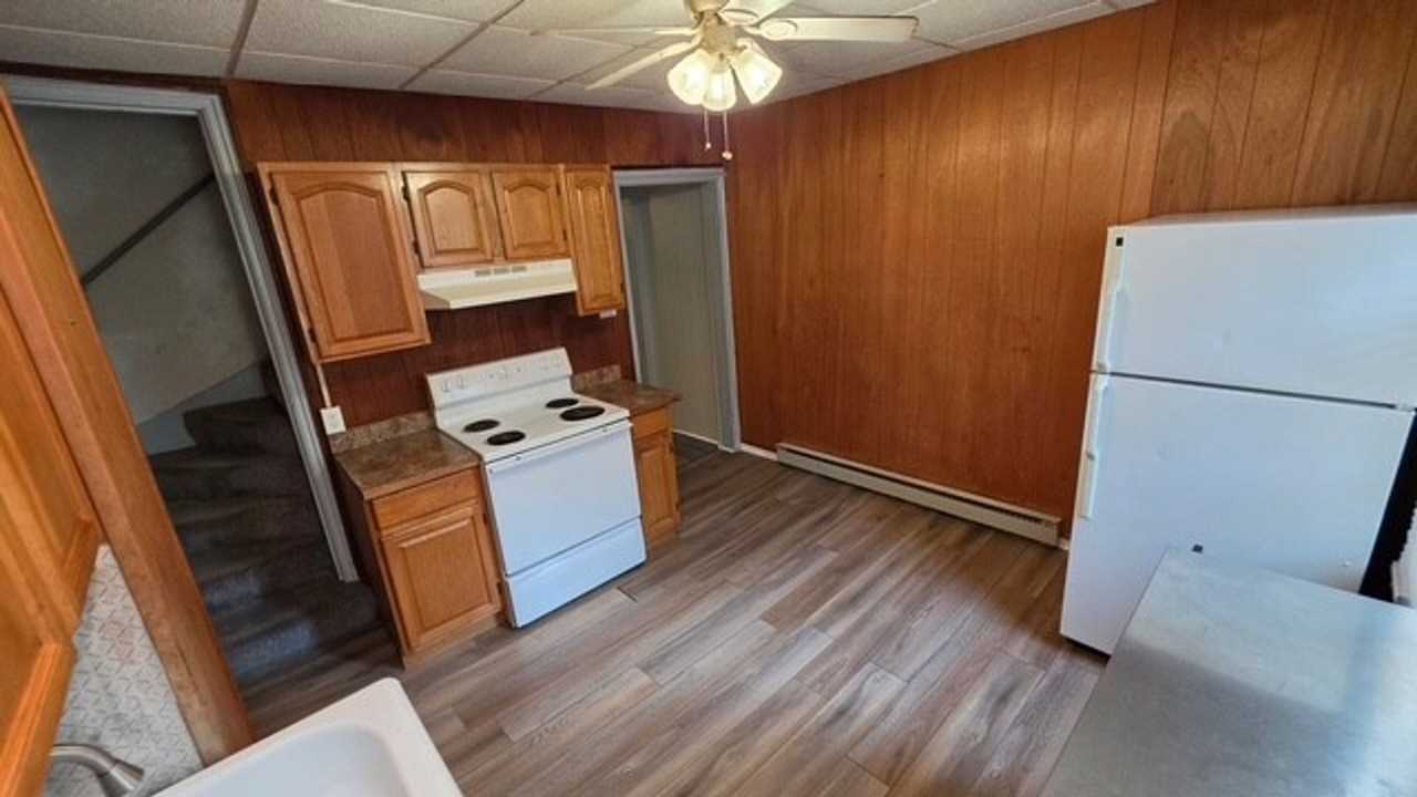 509 E Arch St - Photo 5 of 14