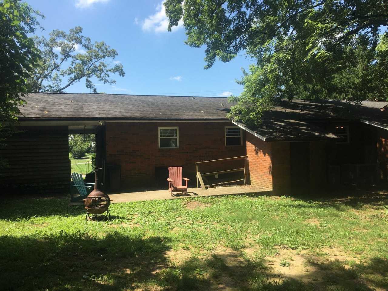 1100 Piney Grove Church Rd - Photo 5 of 17