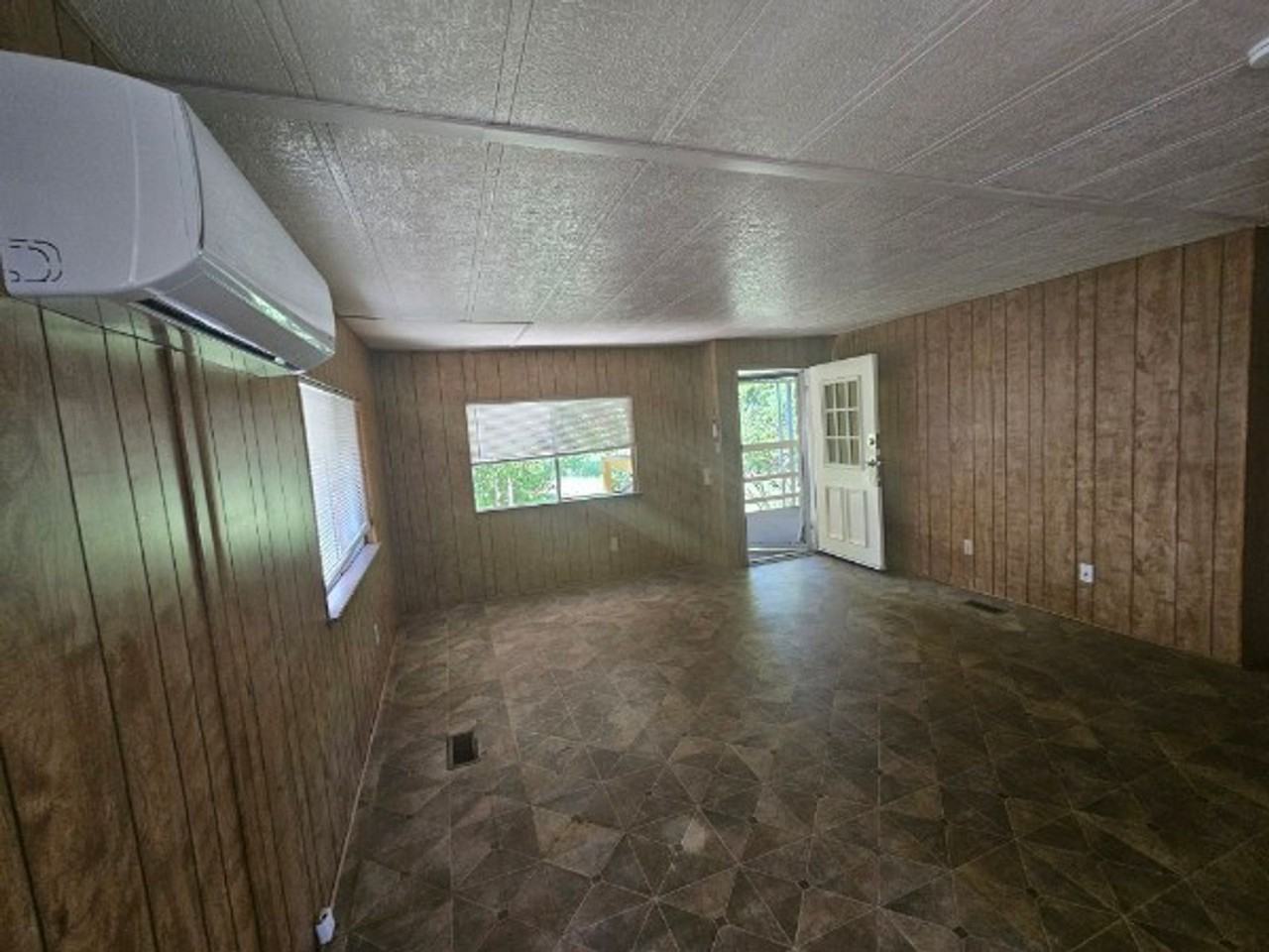 571 Clover Dr #B - Photo 3 of 24