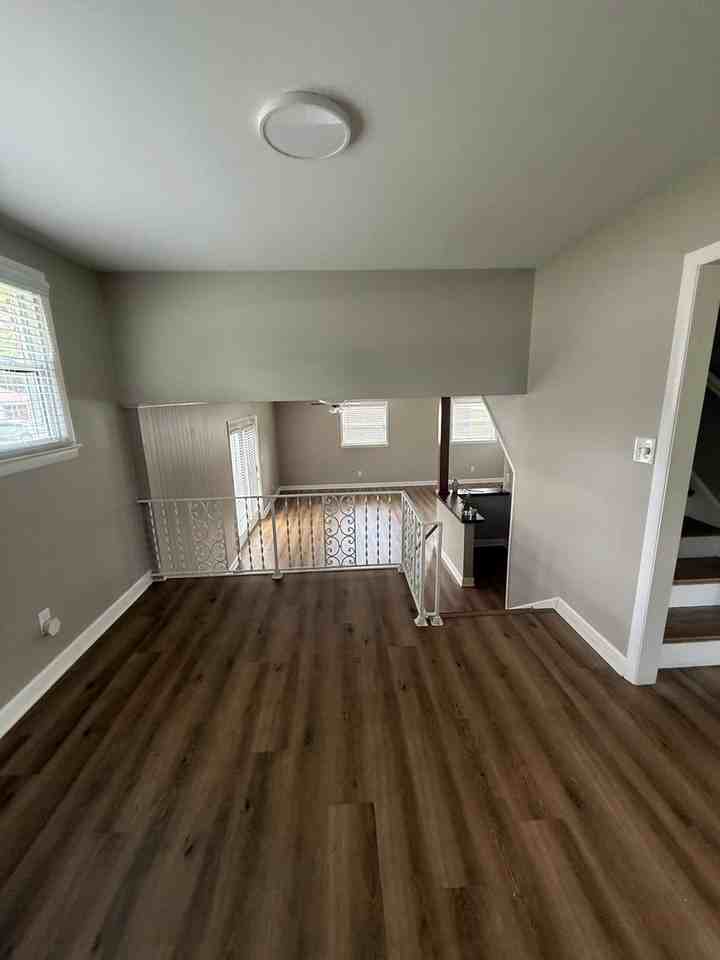 1202 Nahm Dr - Photo 3 of 12