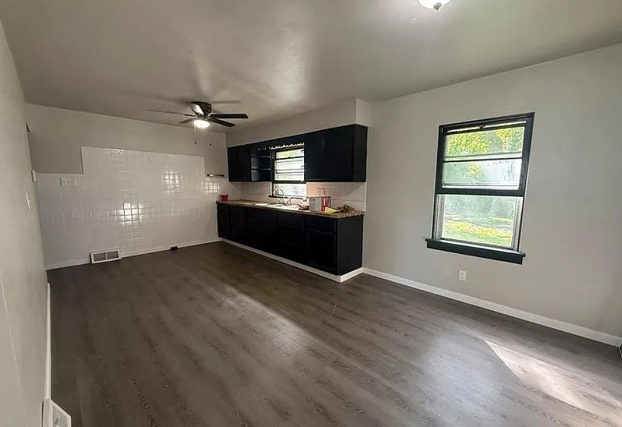 804 Preston Ln - Photo 4 of 12