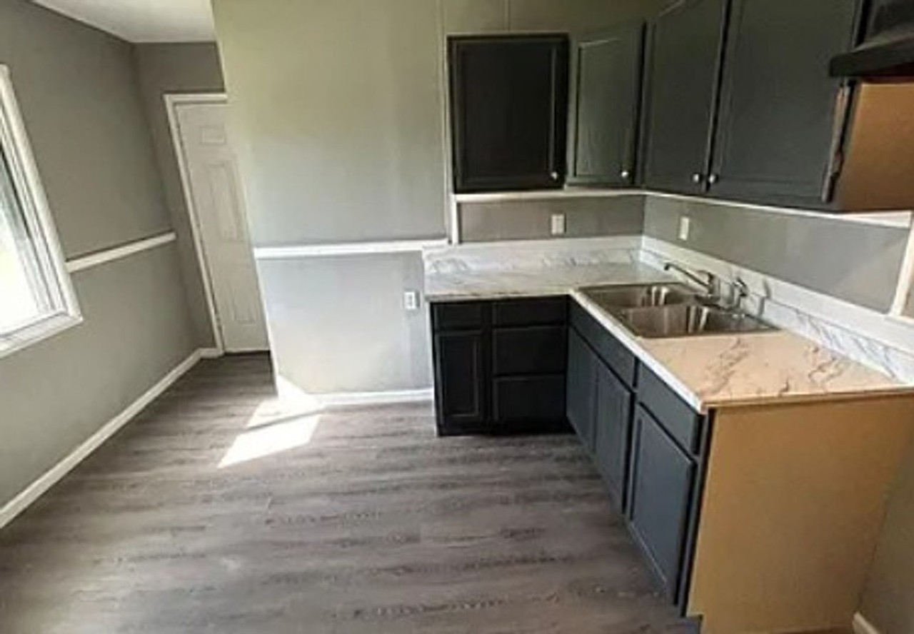 109 Saint Barbara Ln - Photo 3 of 9