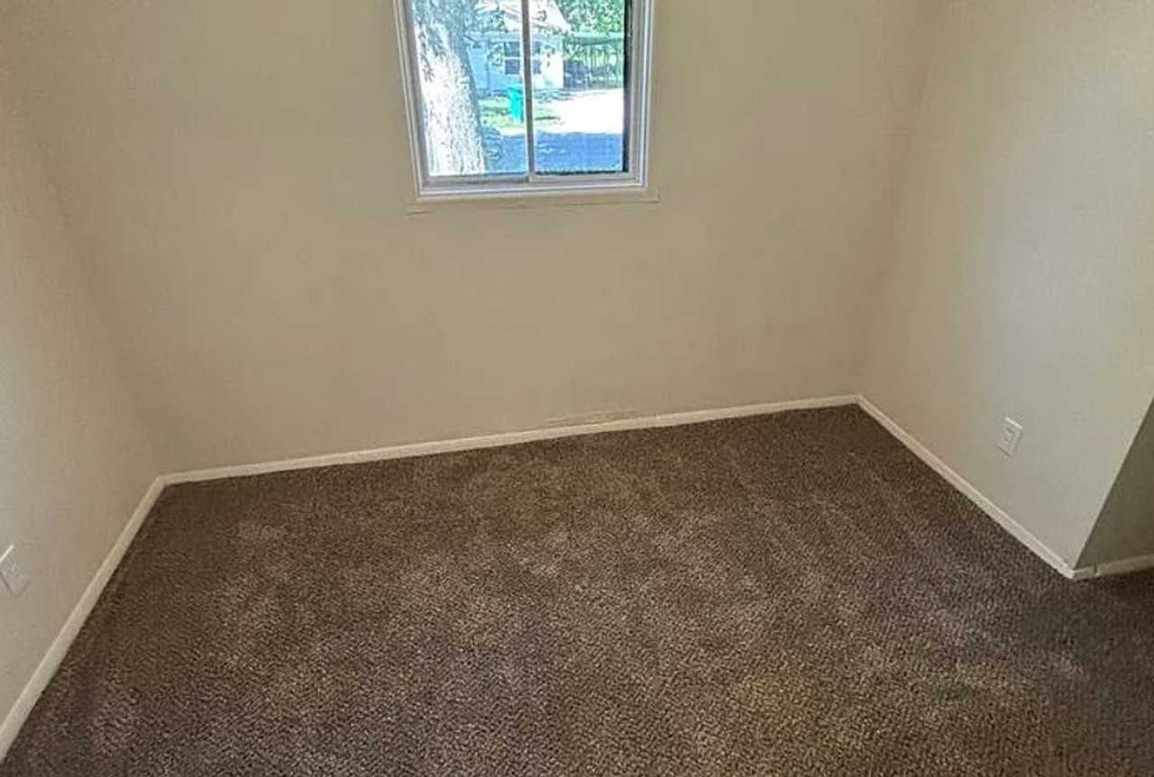 813 Saint William Dr - Photo 5 of 8