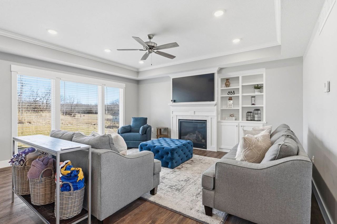 8849 Moonbug Ln - Photo 6 of 50