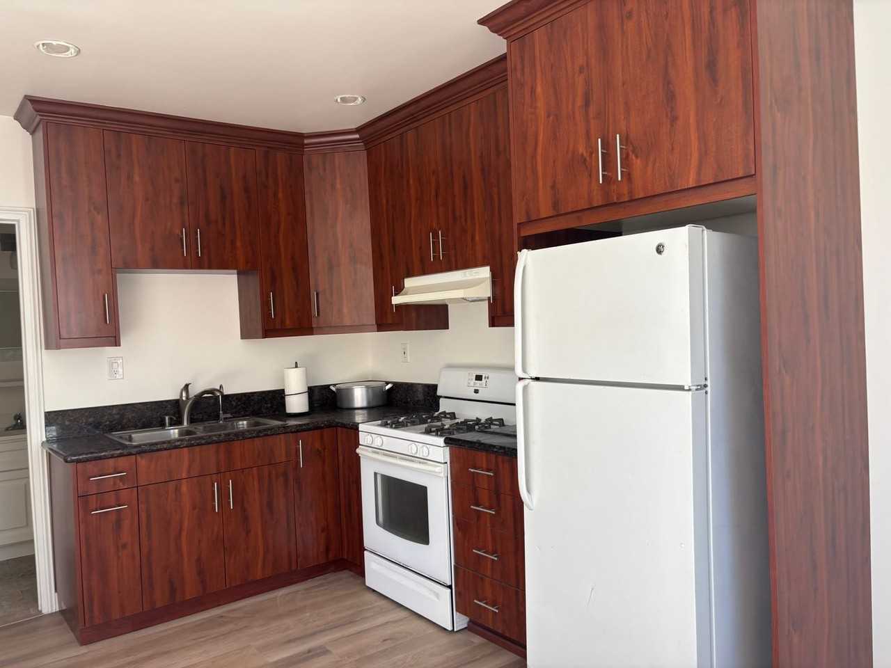 7347 Valmont St - Photo 3 of 11