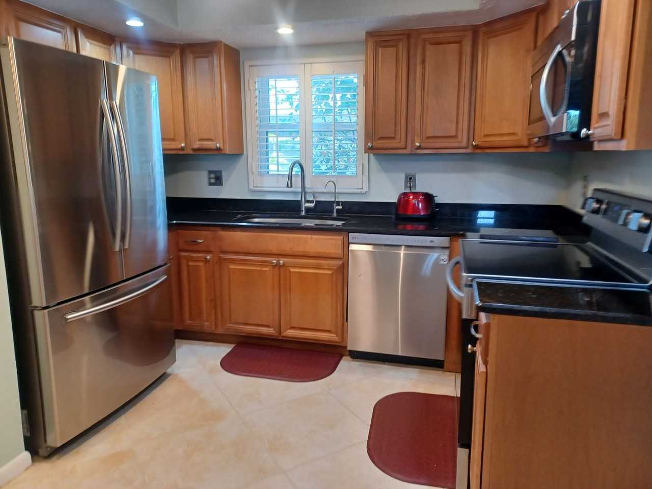 208 Cape Coral Pkwy E - Photo 4 of 24