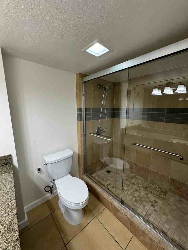 801 National City Blvd #414 - Photo 5 of 20