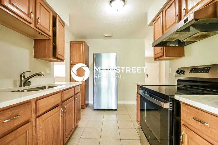 1672 Lucy Terry Ave - Photo 7 of 24