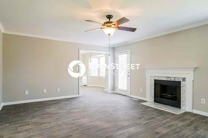 1013 Holland Ridge Dr - Photo 5 of 17