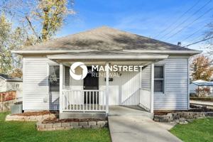 featured image of 512 N Adams St