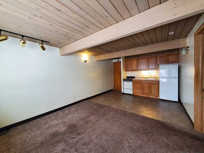 1115 18th Ave S #16 - Photo 2 of 7